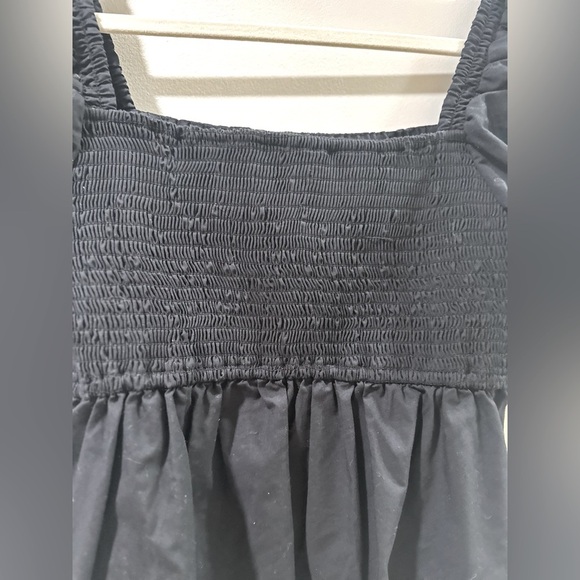 Abercrombie black Smocked  babydoll top - Picture 4 of 4